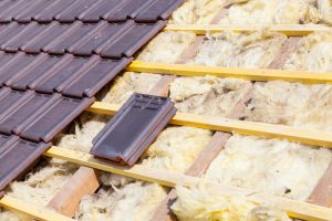 Tout savoir sur la sous toiture isolante pour optimiser l'efficacité énergétique